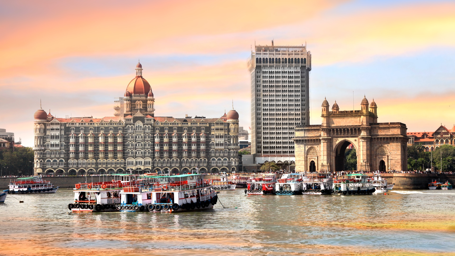 iconic Gateway of India in Mumbai
