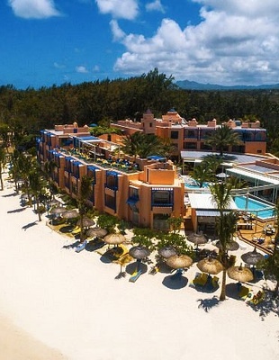 Pool view at SALT of Palmar
