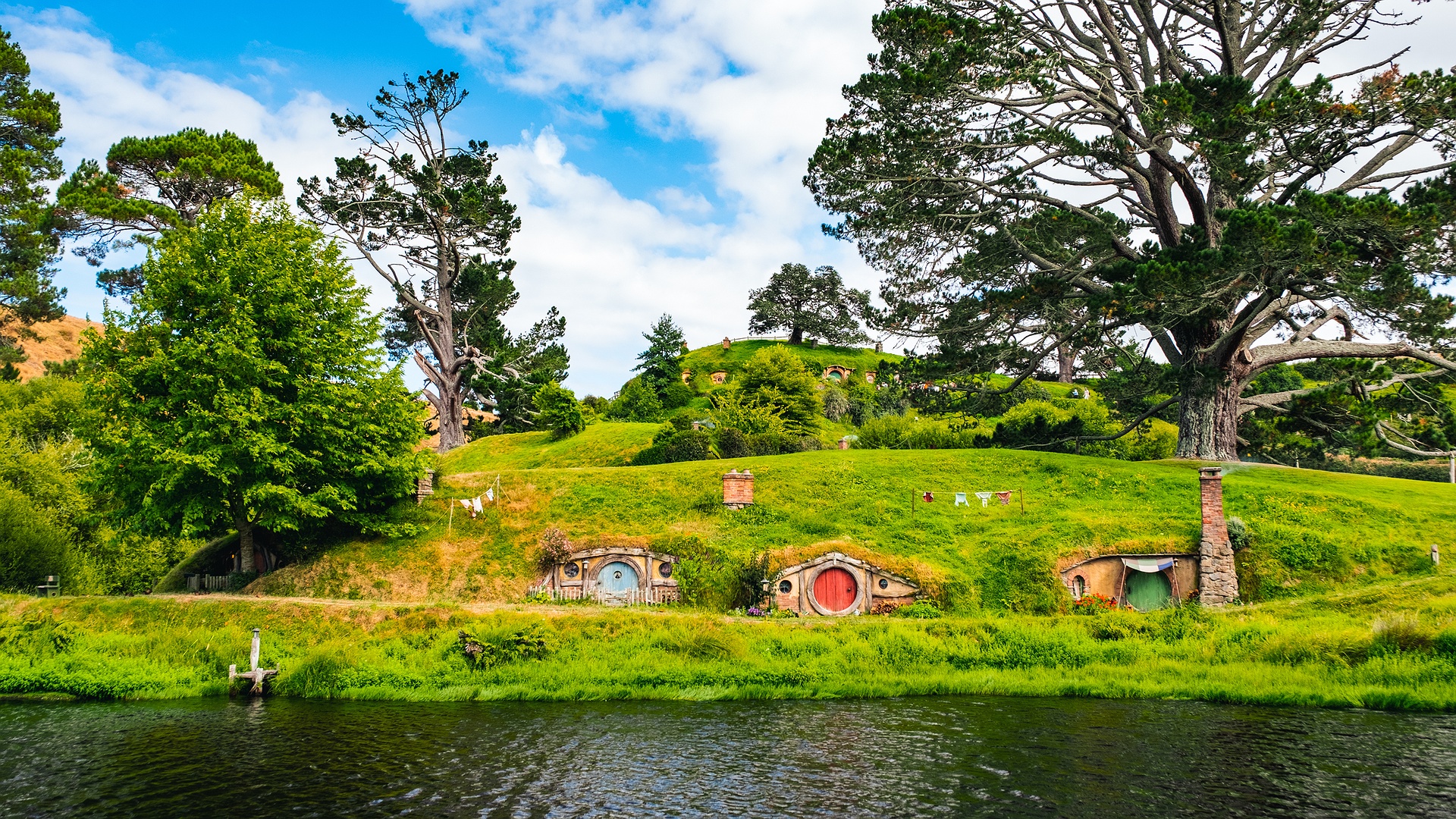 Hobbiton Movie Set in New Zealand
