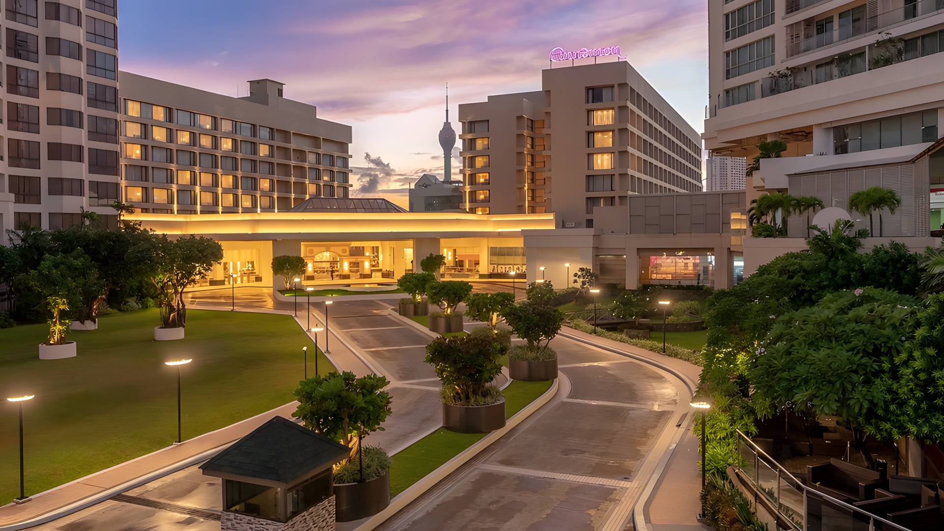 Cinnamon Grand Colombo hotel in Sri Lanka