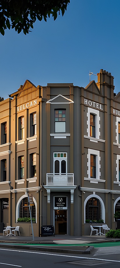 Vulcan Hotel exterior view