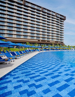 Mövenpick Resort Al Marjan Island exterior view