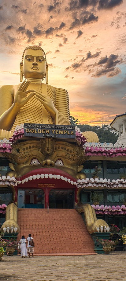 Golden Buddha at Dambulla Temple