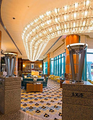 Barlounge at Hilton Dubai Jumeirah Beach Resort