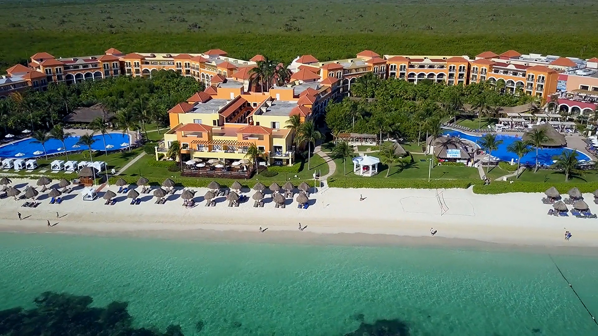 Ocean Coral & Turquesa resort aerial view