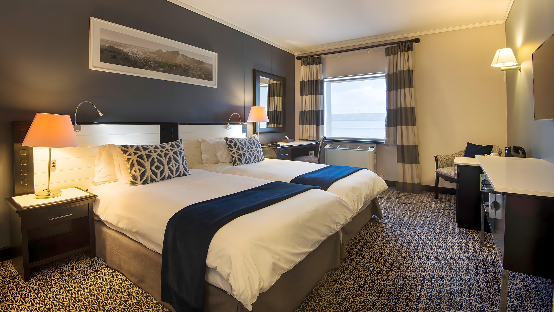 guest room at The Commodore Hotel