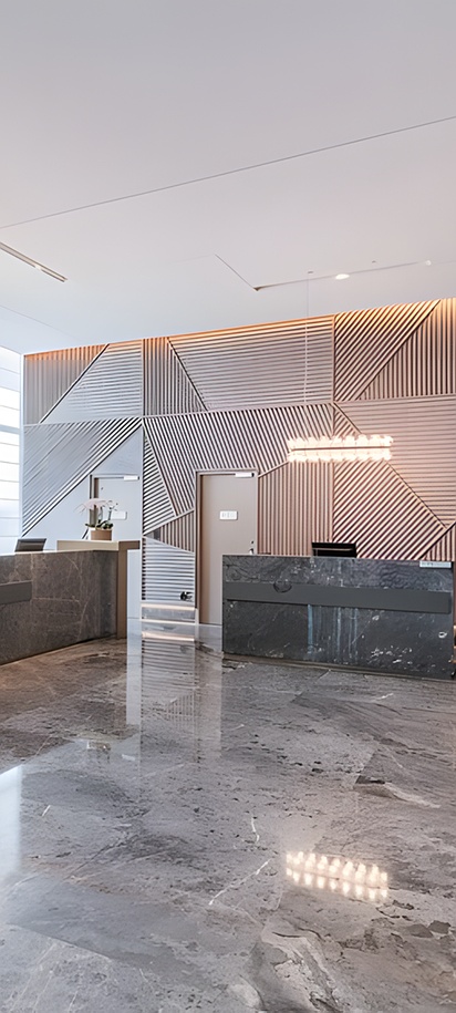 the lobby of the Holiday Inn Xi'an Chanba hotel