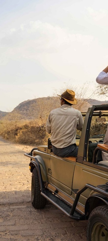 an open-air 4x4 jungle drive at The Oberoi Vanyavilas Wildlife Resort, Ranthambhore