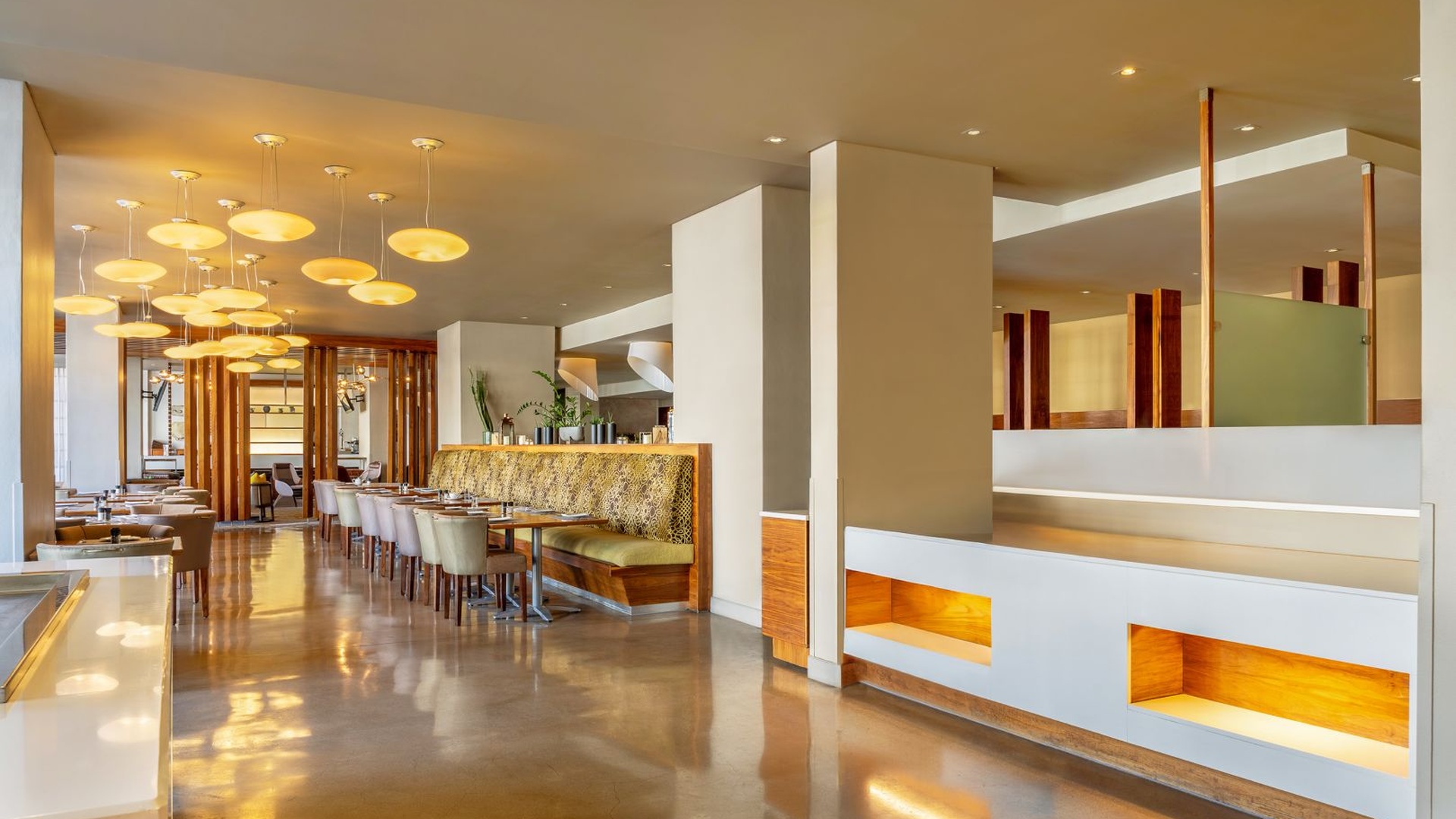 lobby area at the Garden Court Victoria Junction hotel