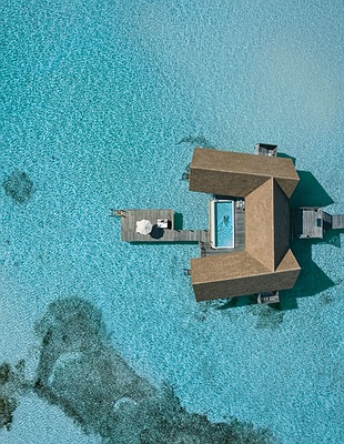 aerial view of COMO Cocoa Island
