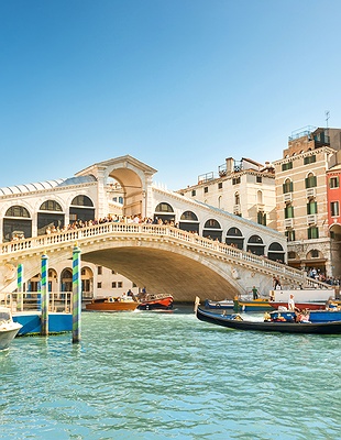 Rialto Bridge in Venice, Italy