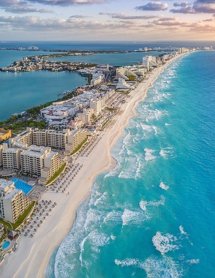 beautiful beach scene Cancun