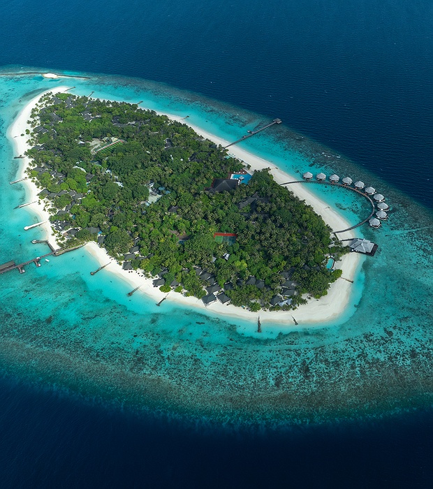 Adaaran select meedhupparu full aerial view