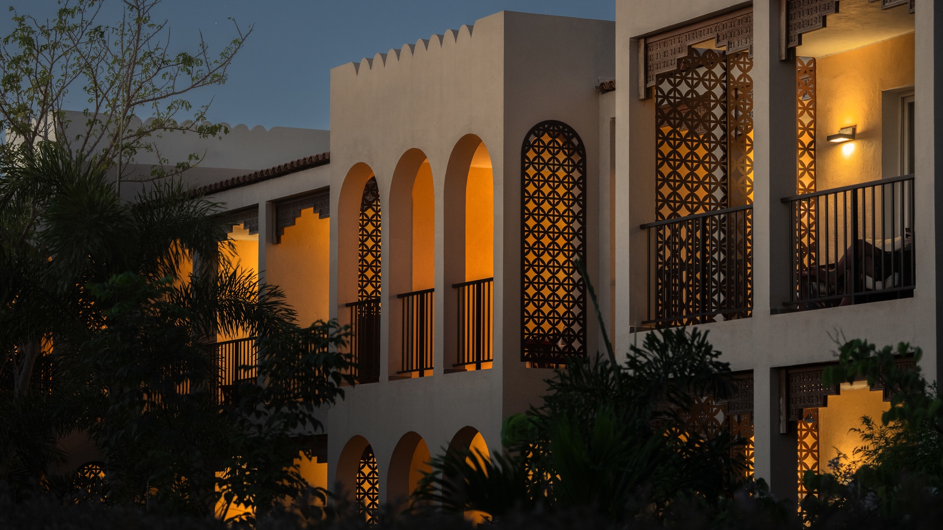 the mora mora exterior view