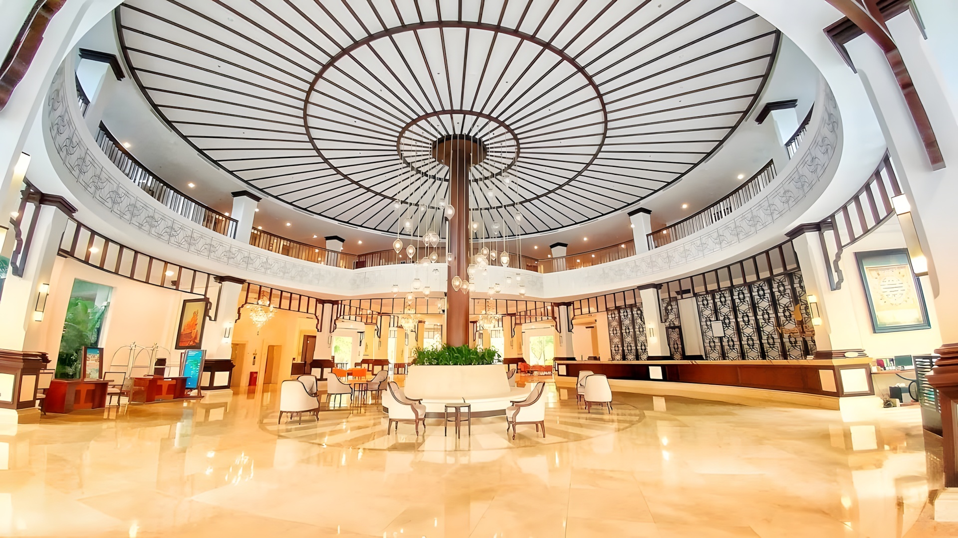 interior view of Vinpearl Resort & Spa Phu Quoc
