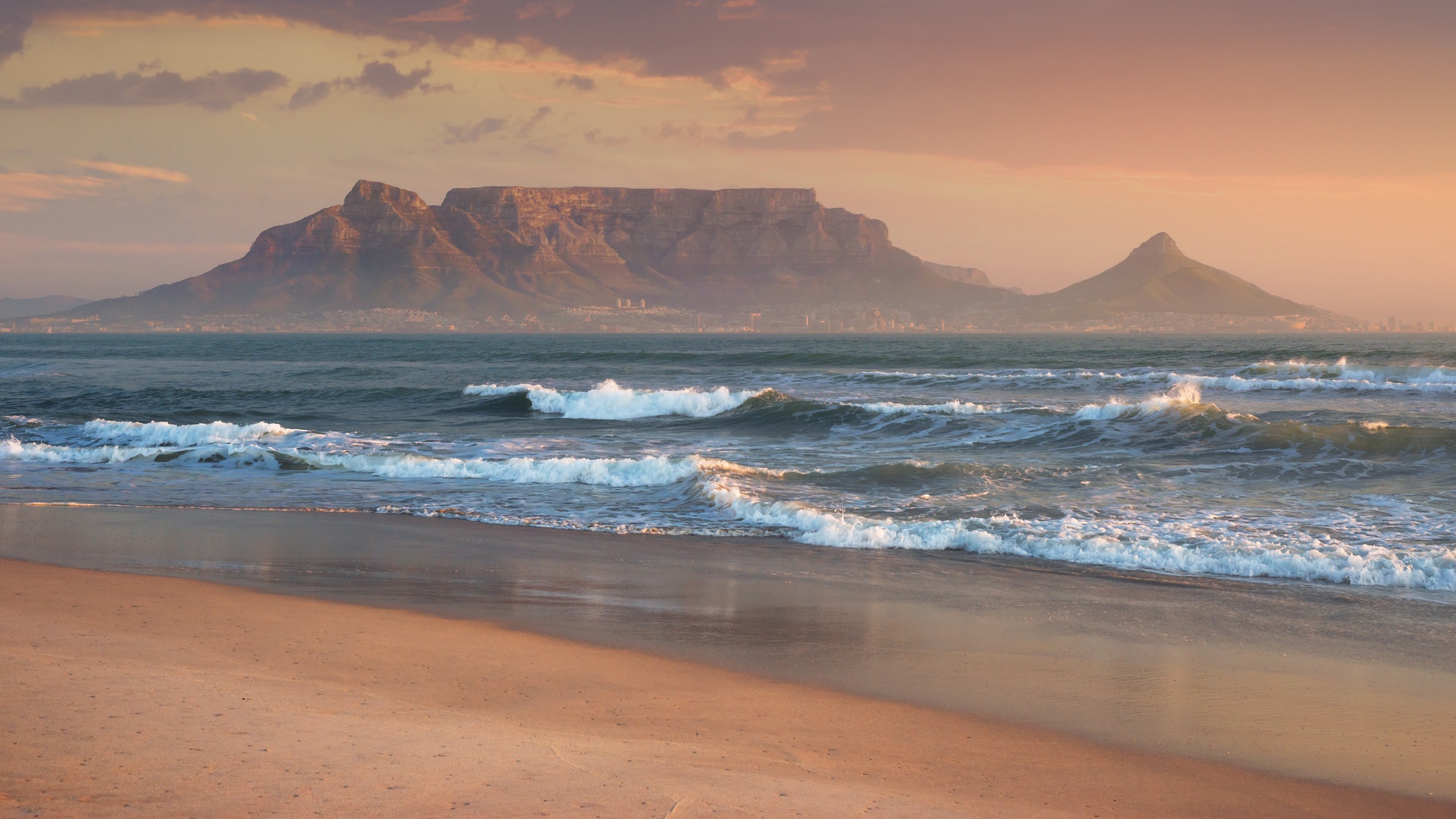 Table Mountain in Cape Town, South Africa