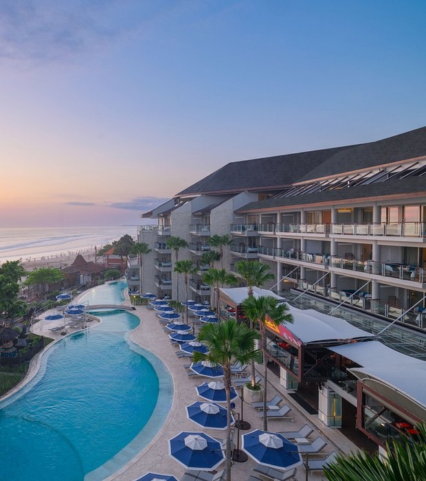 Double Six Luxury Hotel exterior