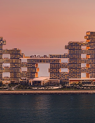 Atlantis The Royal full view