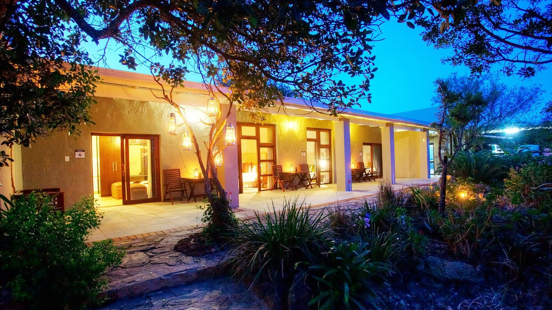 exterior of the Elephants Lodge in South Africa