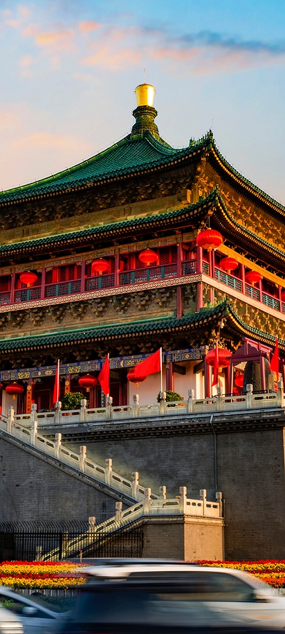 the Bell Tower of Xi'an, a landmark building located in the city center of Xi'an, China