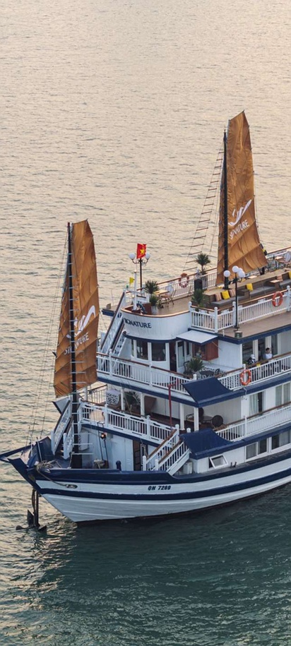 Signature Royal Halong Cruise
