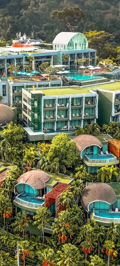 Crest Resort & Pool Villas aerial view
