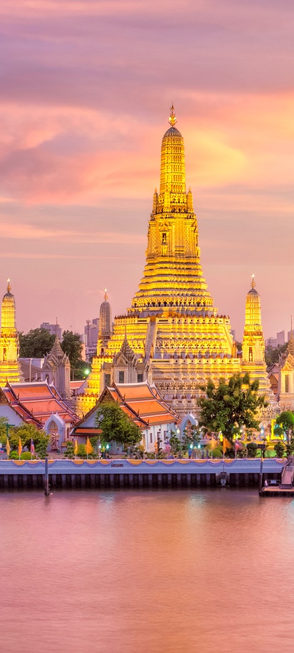 Wat Arun in Bangkok, Thailand