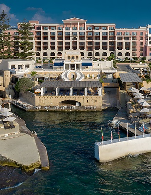  The Westin Dragonara Resort exterior view