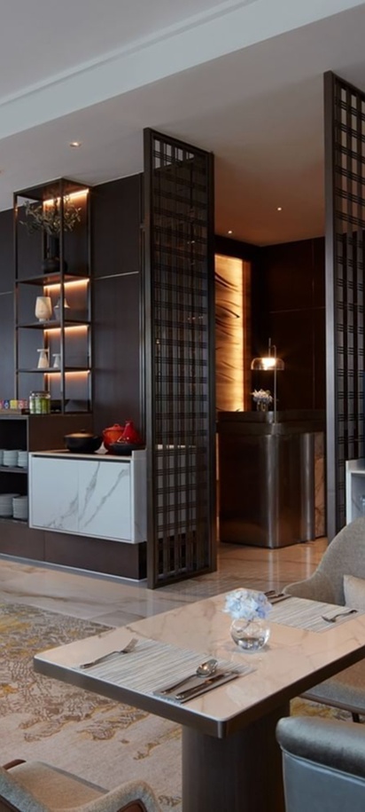 the interior of the Momentus Club Lounge at the Momentus Hotel Alexandra in Singapore