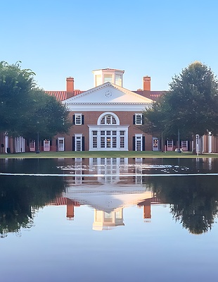  Monticello, the primary plantation and architectural masterpiece of U.S. President Thomas Jefferson