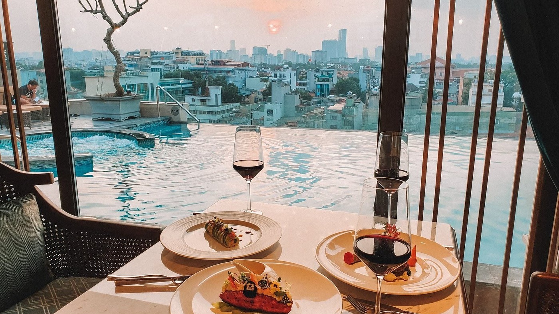 dining setting at the Peridot Grand Luxury Boutique Hotel in Hanoi