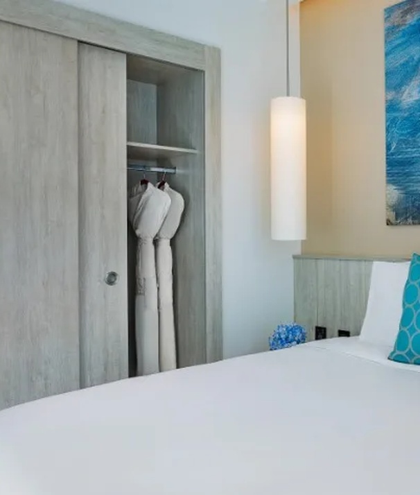 NH Collection Dubai The Palm superior room view