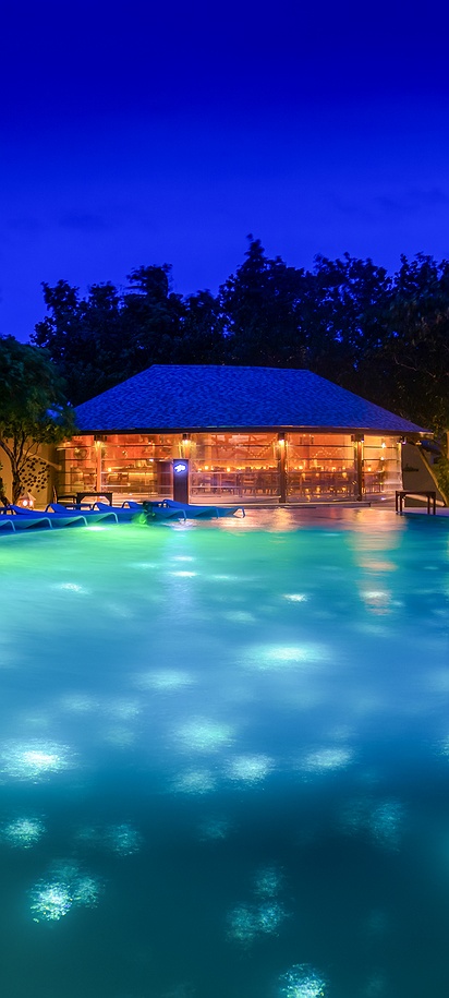 Escape to Dubai & Maldives image 6