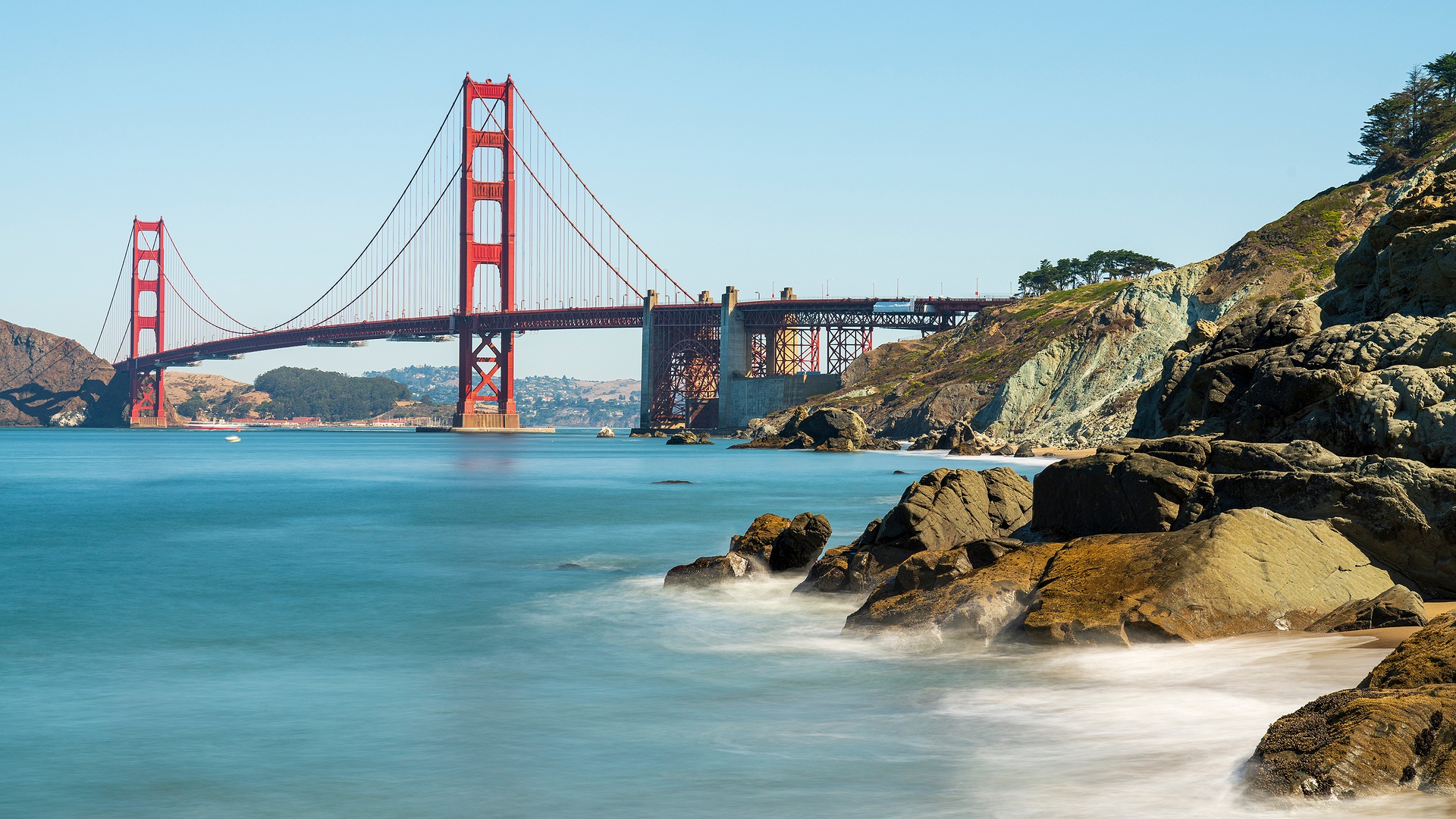 Golden Gate Bridge in San Francisco, California