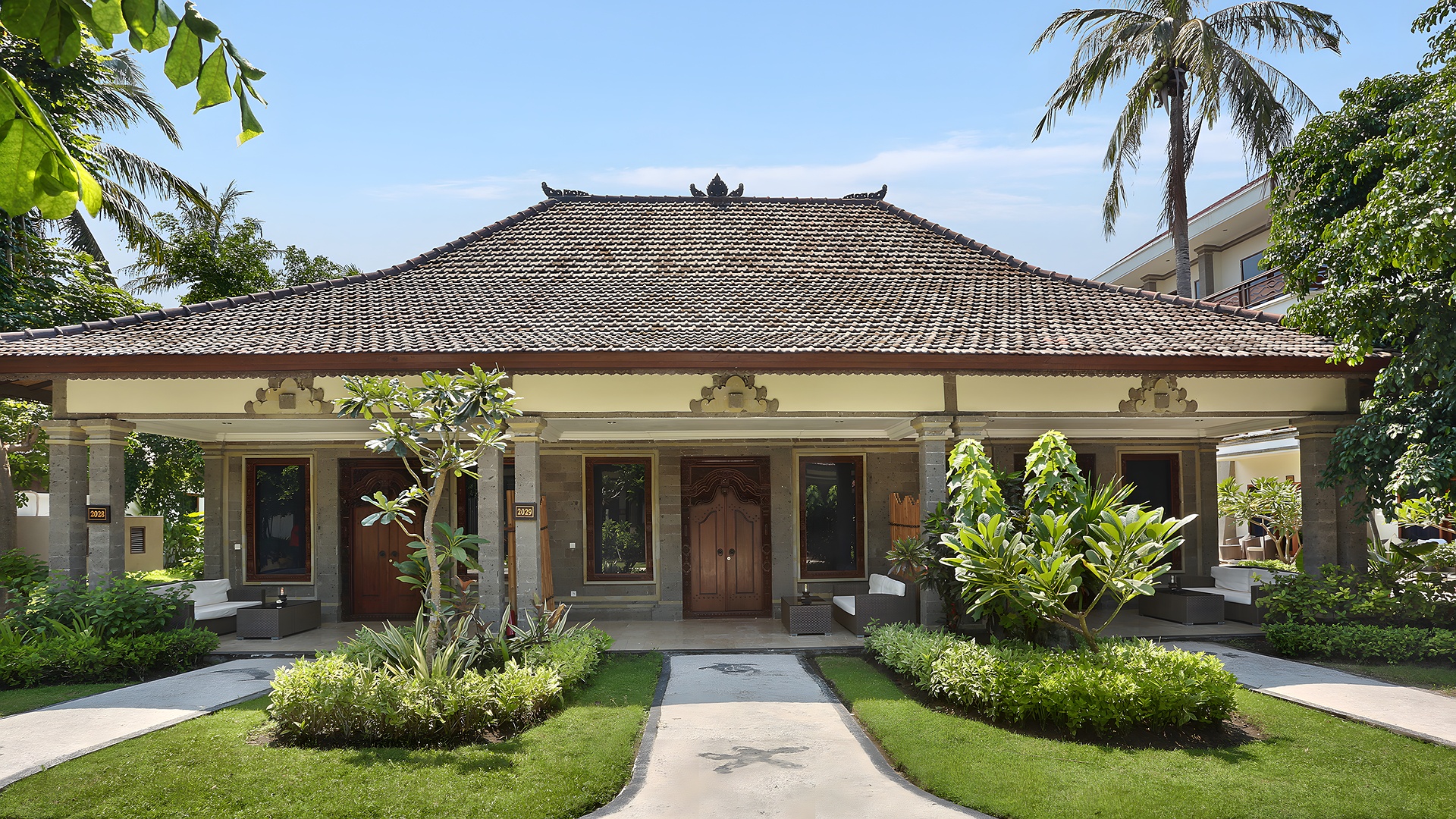 Hotel Ombak Sunset, Indonesia