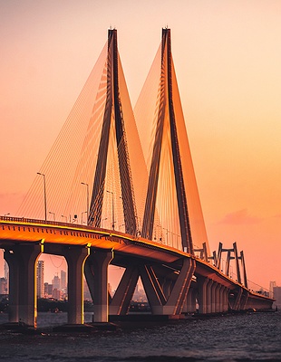 iconic Gateway of India in Mumbai