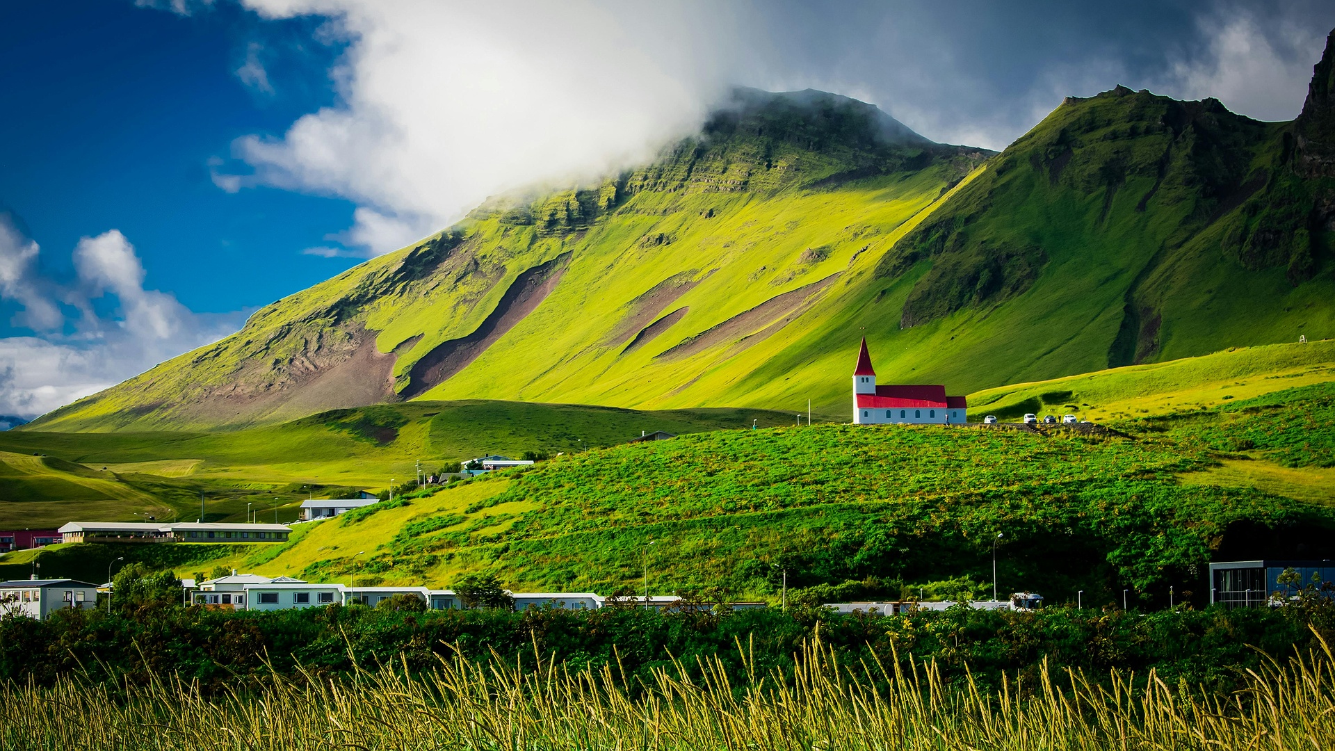 Kirkjufell mountain in Iceland