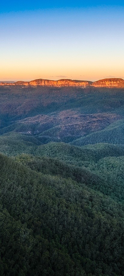 Three Sisters rock formation, Blue Mountains in Australia