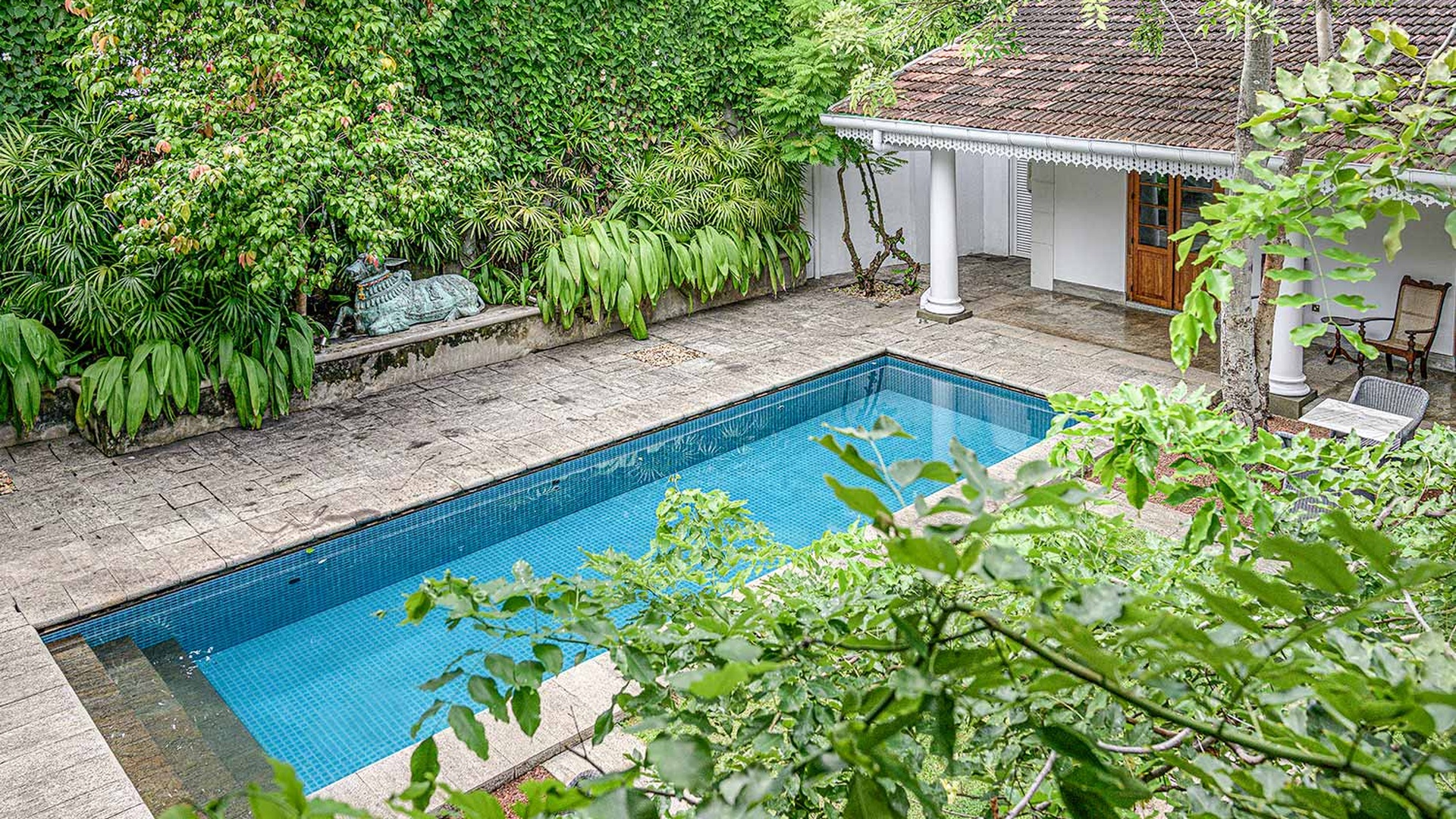 Maniumpathy Hotel in Colombo, Sri Lanka