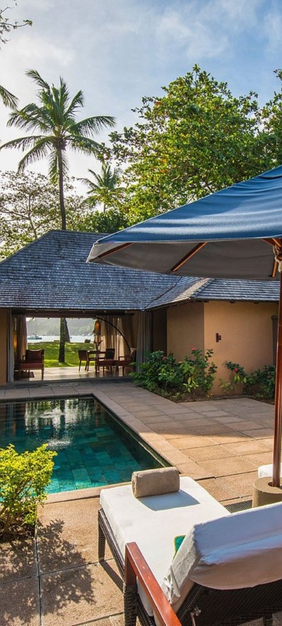 Constance Ephelia Mahe pool