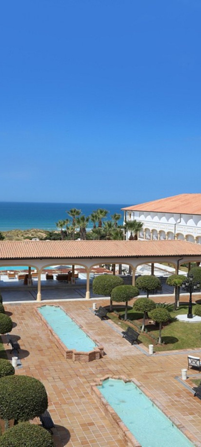 Cadiz Coastline Retreat image 8
