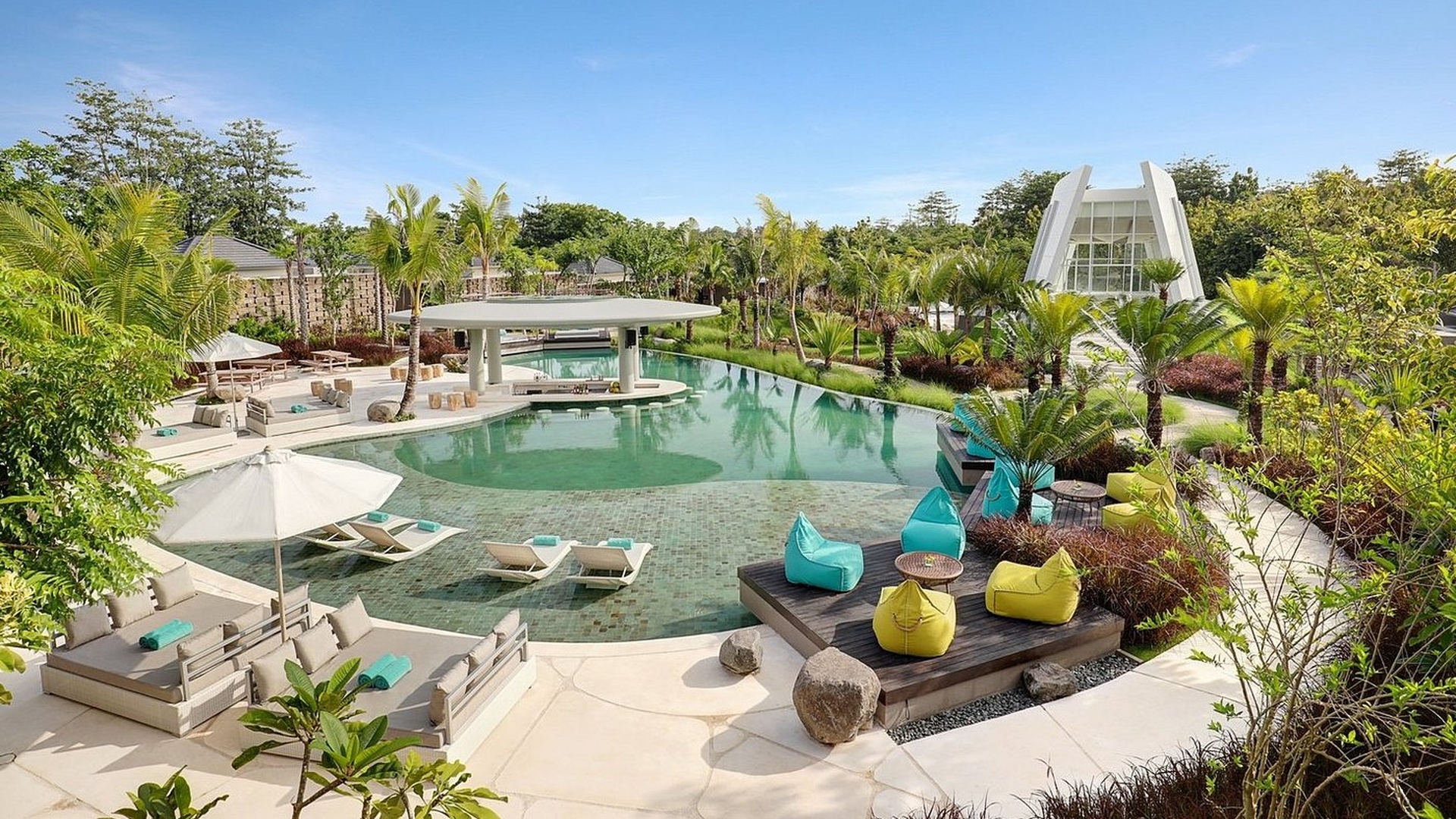  Cross Bali Breakers outdoor pool