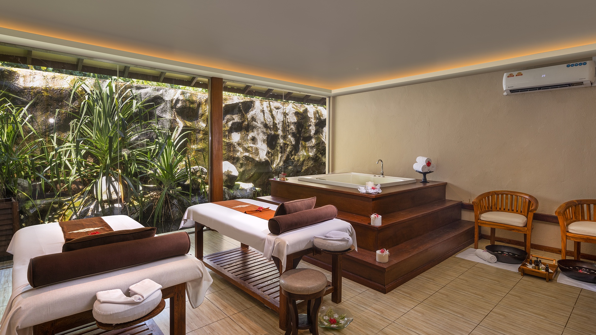 Chavana Spa at Adaaran Select Meedhupparu in the Maldives