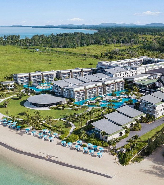 Le Méridien Khao Lak Resort & Spa aerial view