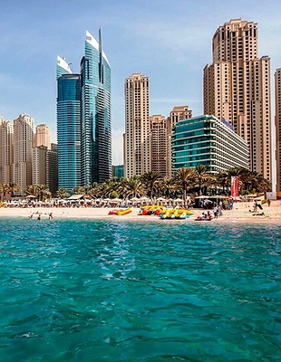 Barlounge at Hilton Dubai Jumeirah Beach Resort